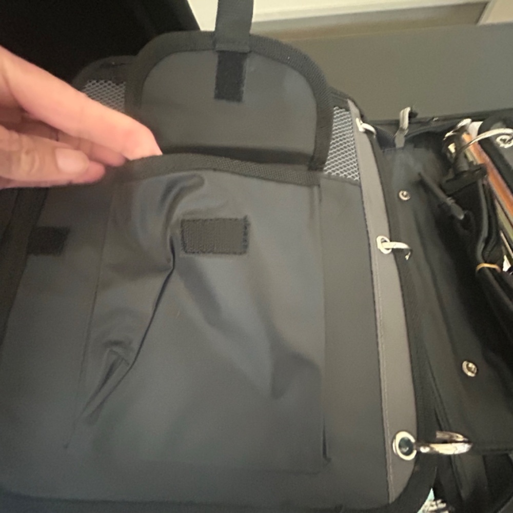 Case It Zipper Binder. NWOT - Picture 9 of 16